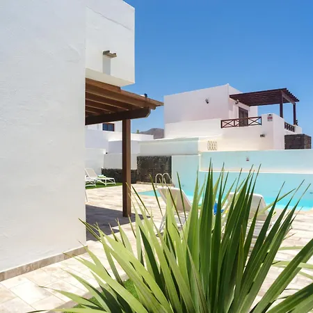238 - Sofia By Now Ltd Villa Playa Blanca (Lanzarote)