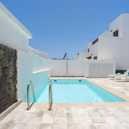 238 - Sofia By Now Ltd Villa Playa Blanca (Lanzarote)